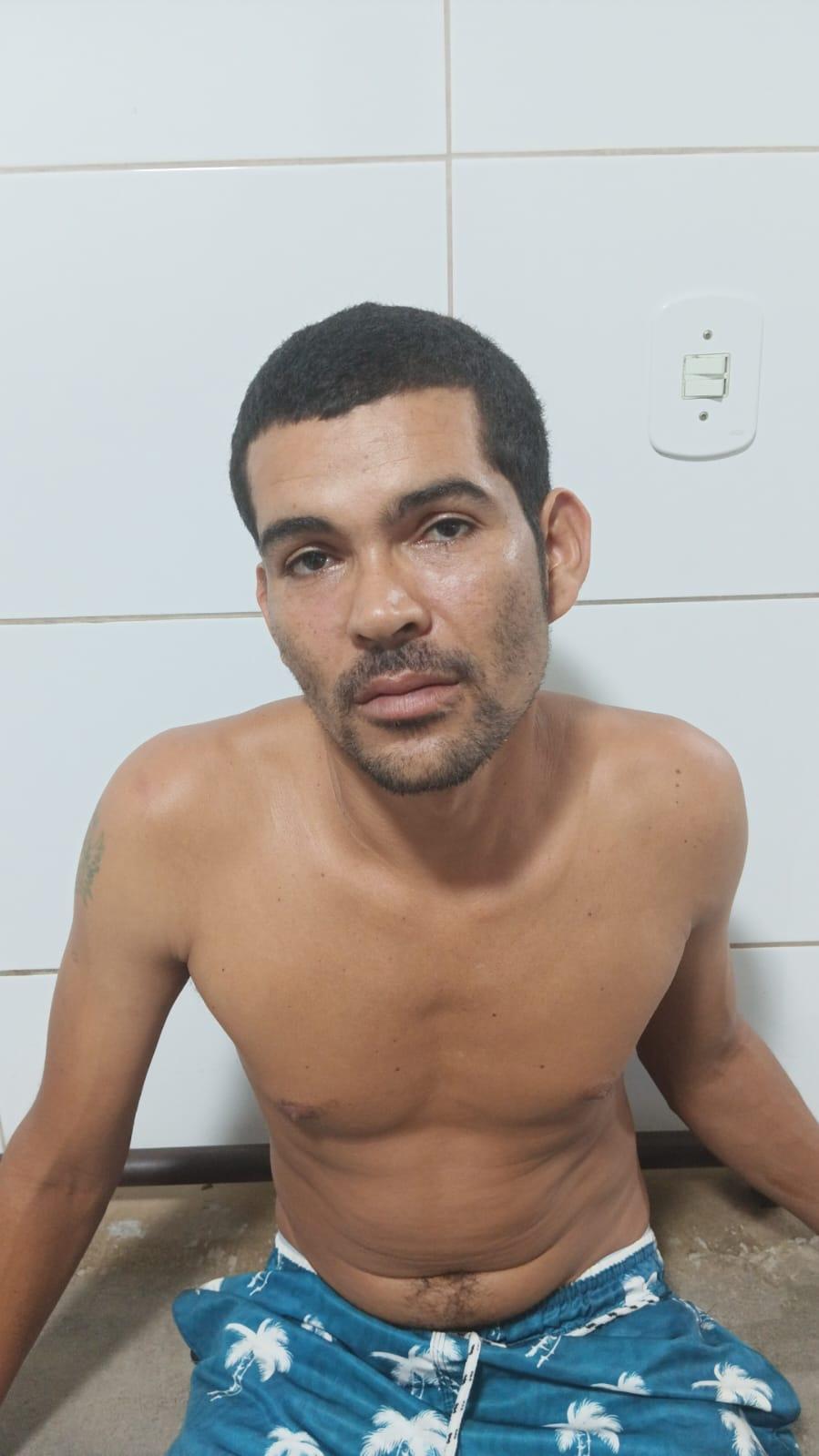 Polícia prende suspeito de tentativa de homicídio no bairro Aviso.