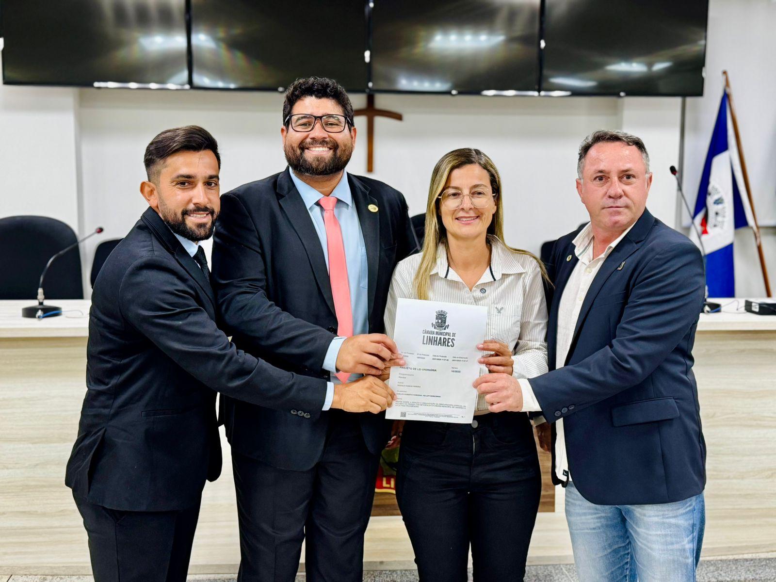 Câmara de Linhares: presidente apresenta projeto propondo 