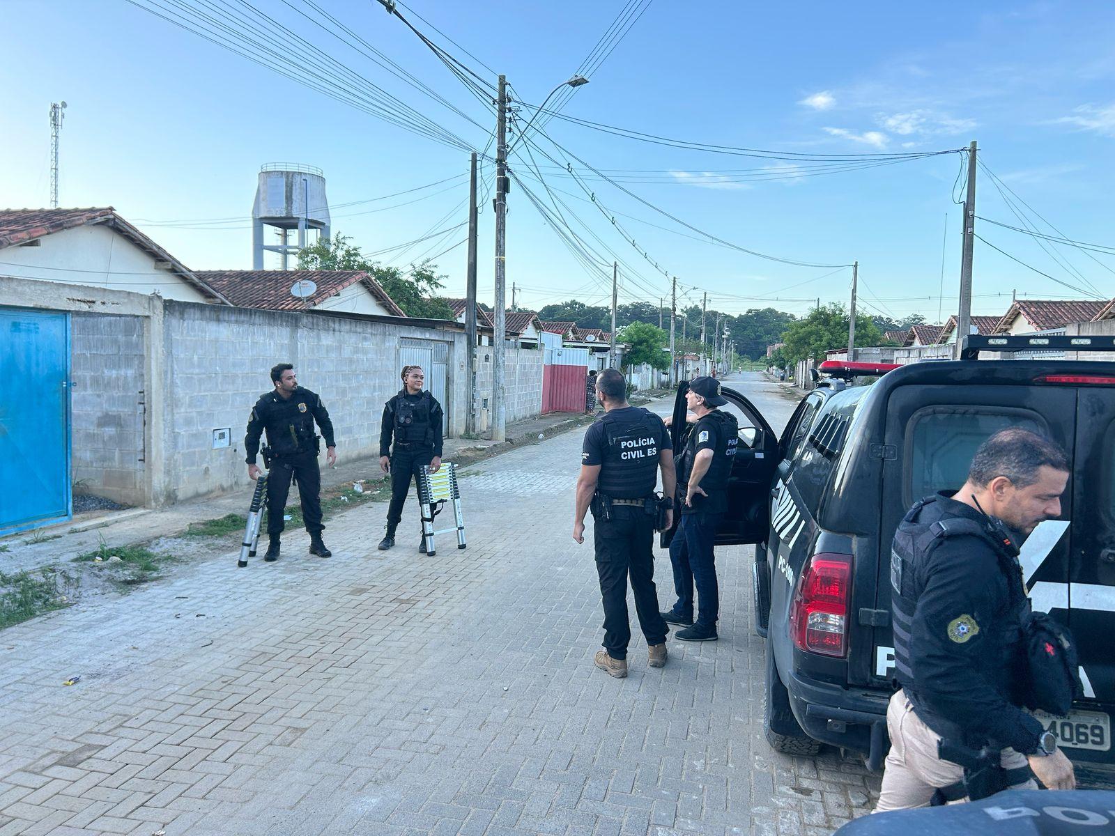 Criminosos presos no Residencial Rio Doce.