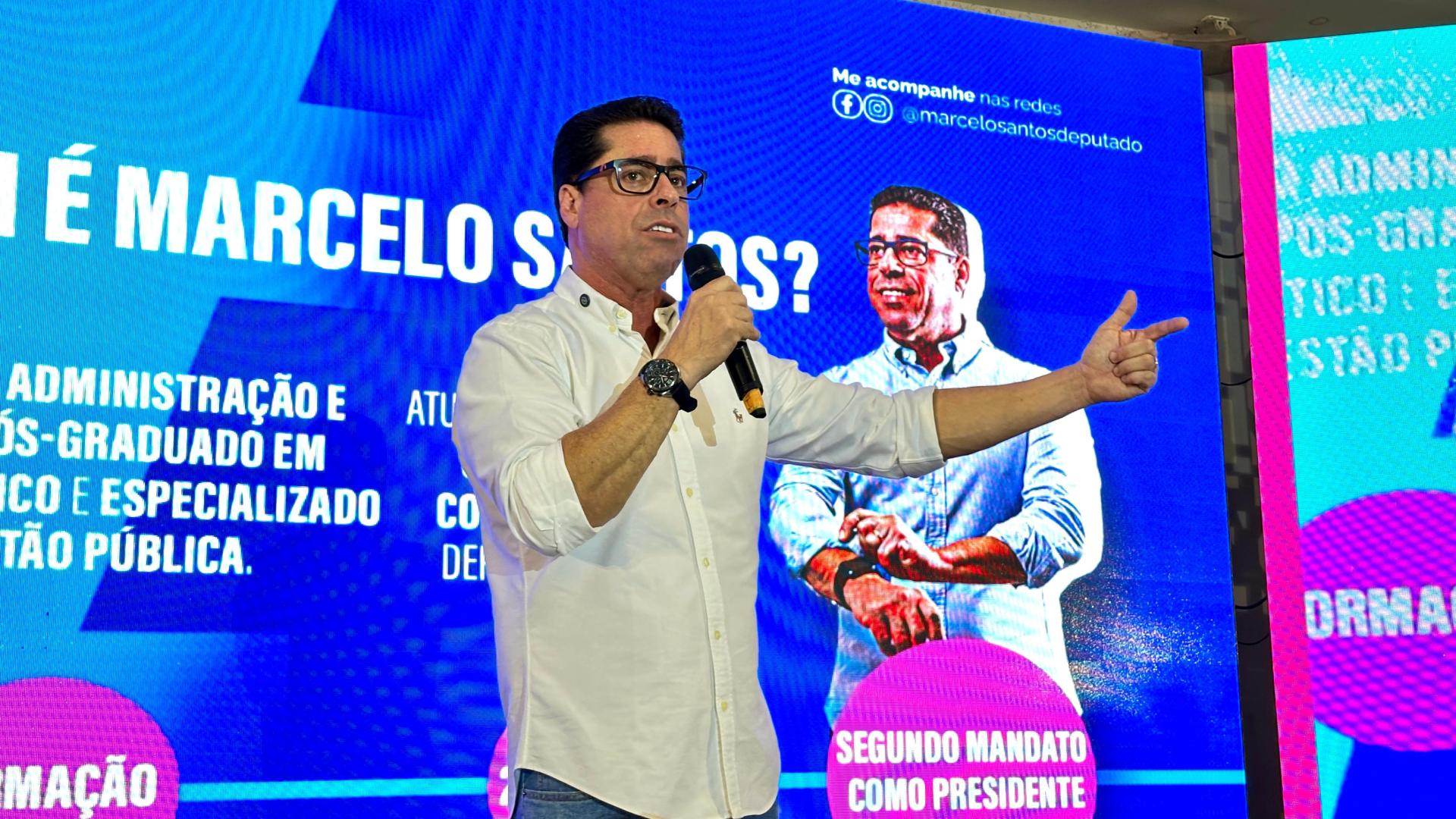 Marcelo Santos reúne mais de mil pessoas em prestação de contas.