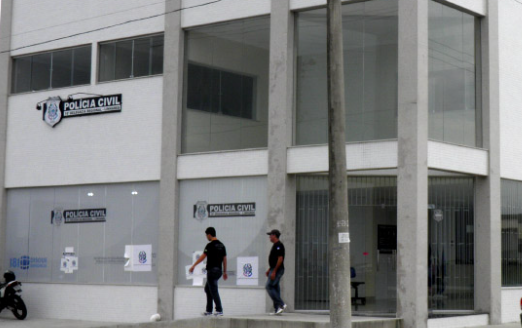 Mulher é presa por estupro de vulnerável em Linhares.