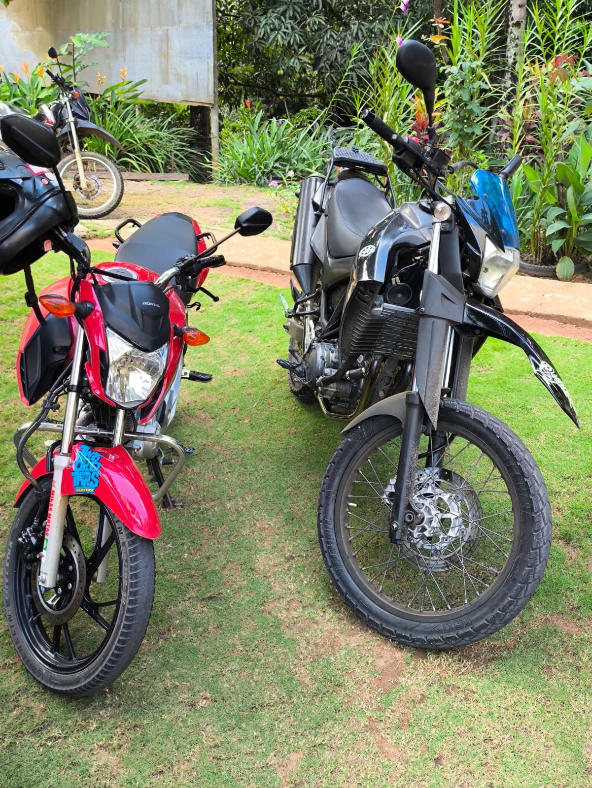 PCES e PMES apreendem motos de suspeitos de direção perigosa em Rio Bananal