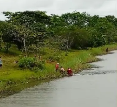 Afogamento em lagoa às margens da BR-101 deixa um morto em Linhares.