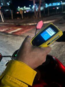 Operação Lei Seca aborda 280 veículos em Linhares.