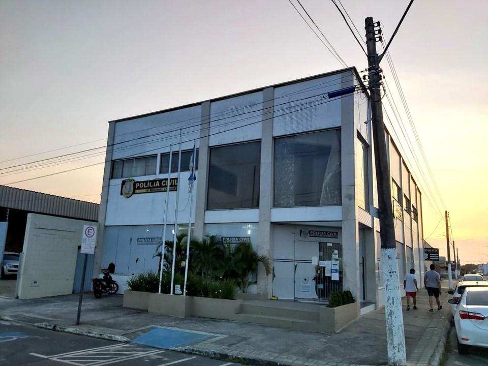 Idoso de 71 anos é preso em Linhares acusado de abusar da própria neta de 10 anos.
